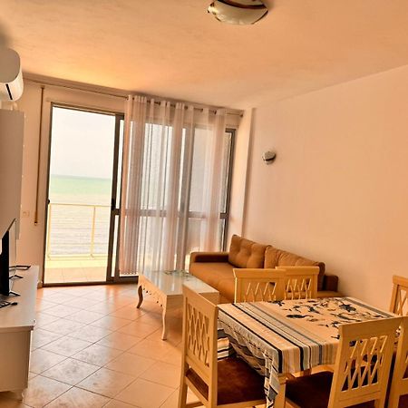 Holiday Apartments 5 Дуррес Екстер'єр фото