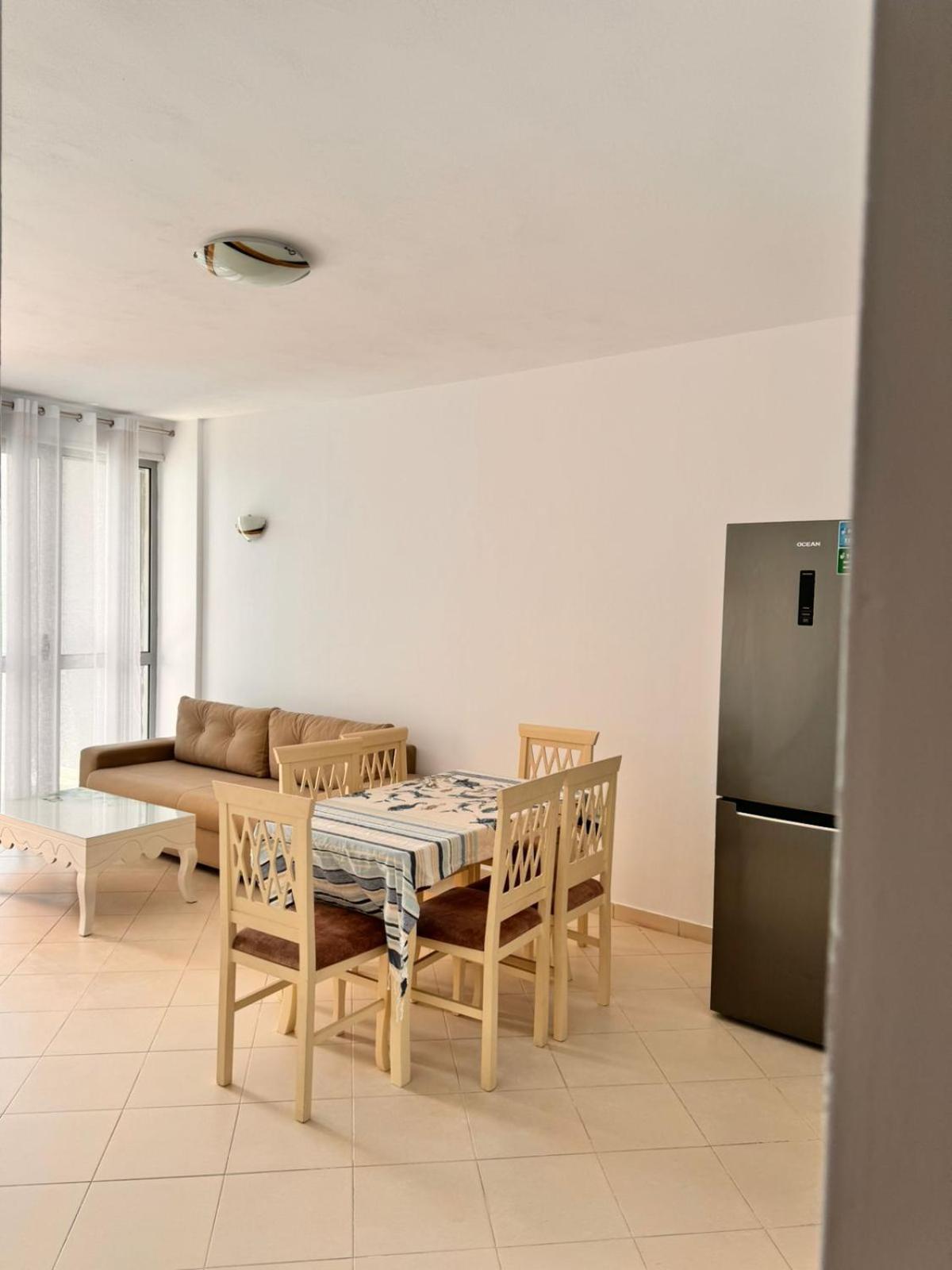 Holiday Apartments 5 Дуррес Екстер'єр фото